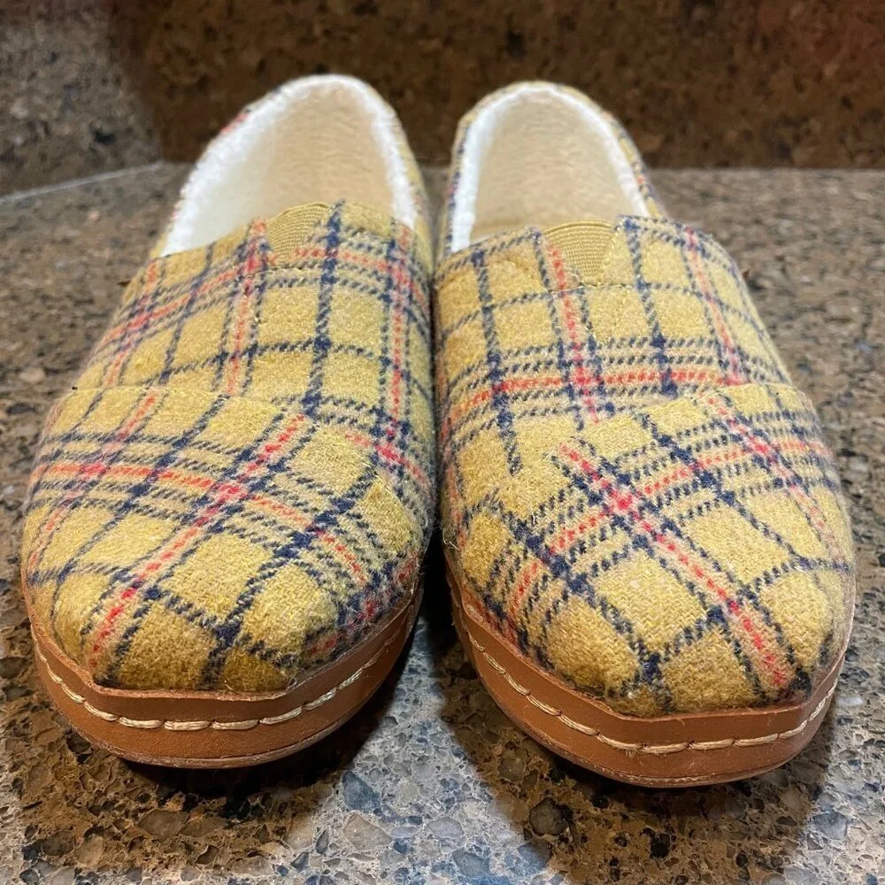 TOMS Women's Size 8.8 Alpargata Leather Wrap Buckthorn Plaid/Faux Shearling - Picture 2 of 8